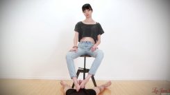 Tight Jeans Footjob – Legs Japan – Anna Matsuda
